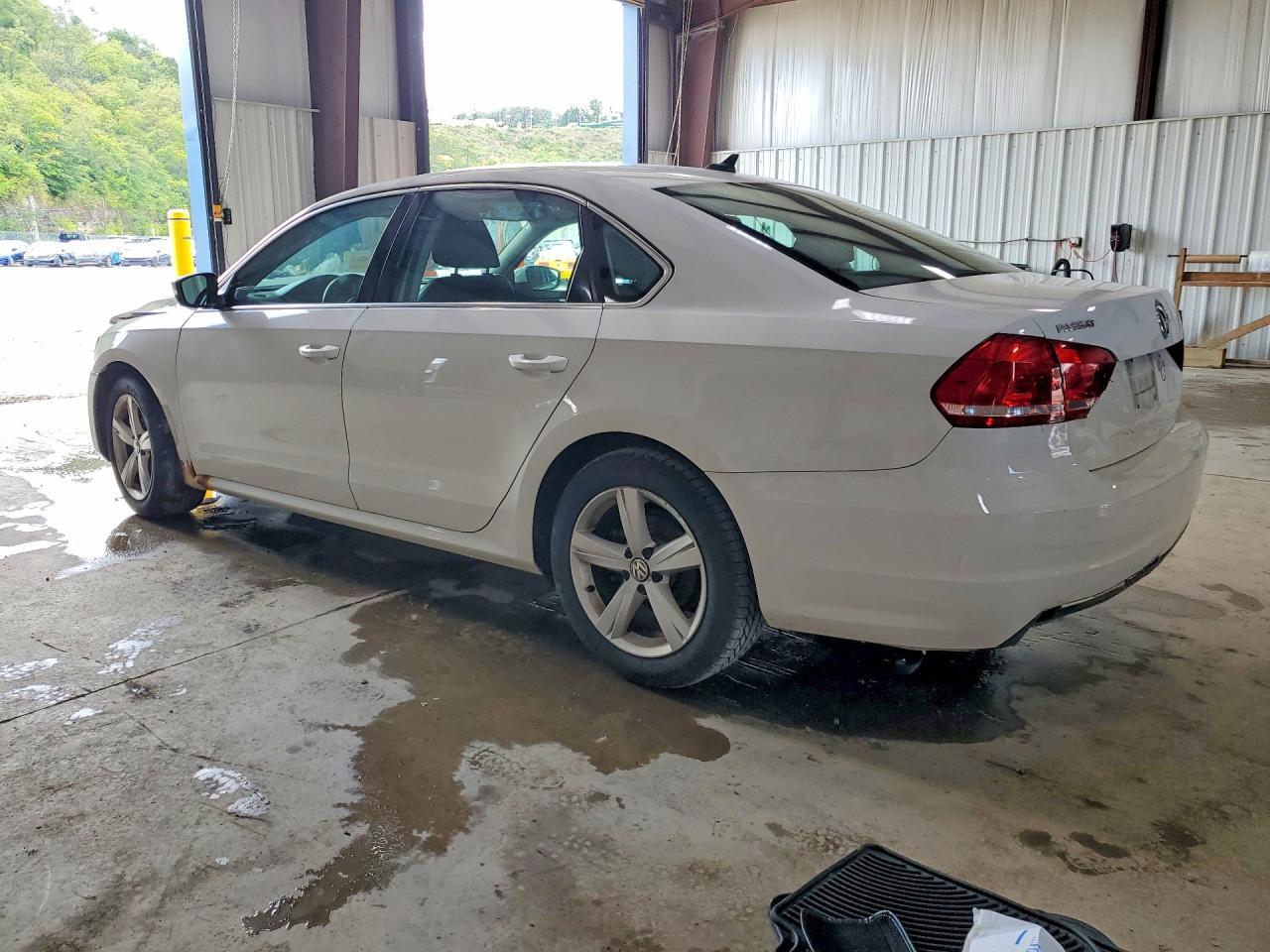 2013 Volkswagen Passat Se - zdjęcie 2