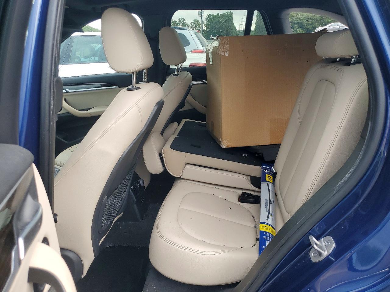 2021 BMW X1 Sdrive28I - zdjęcie 10