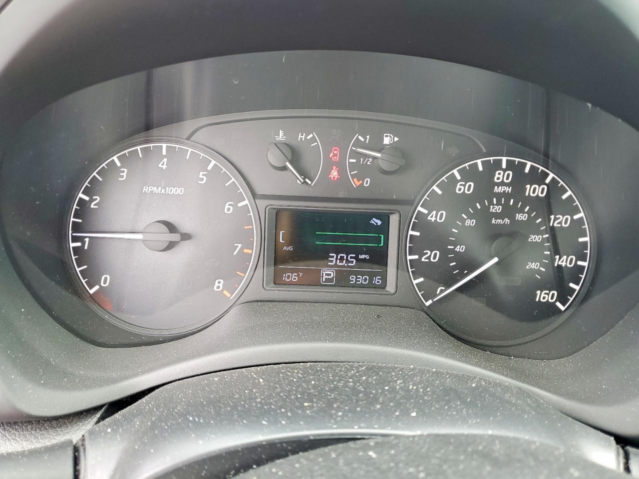 2016 Nissan Sentra S - zdjęcie 9