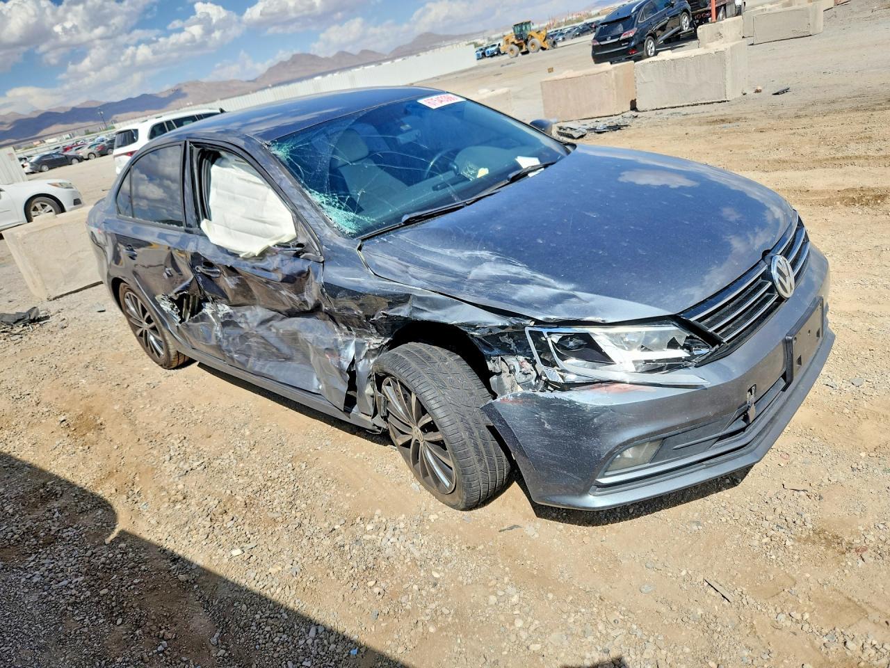 2016 Volkswagen Jetta Sport - zdjęcie 4