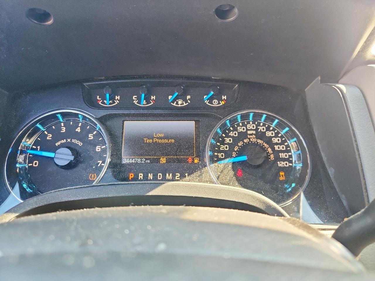 2014 Ford F150 Super Cab - zdjęcie 9
