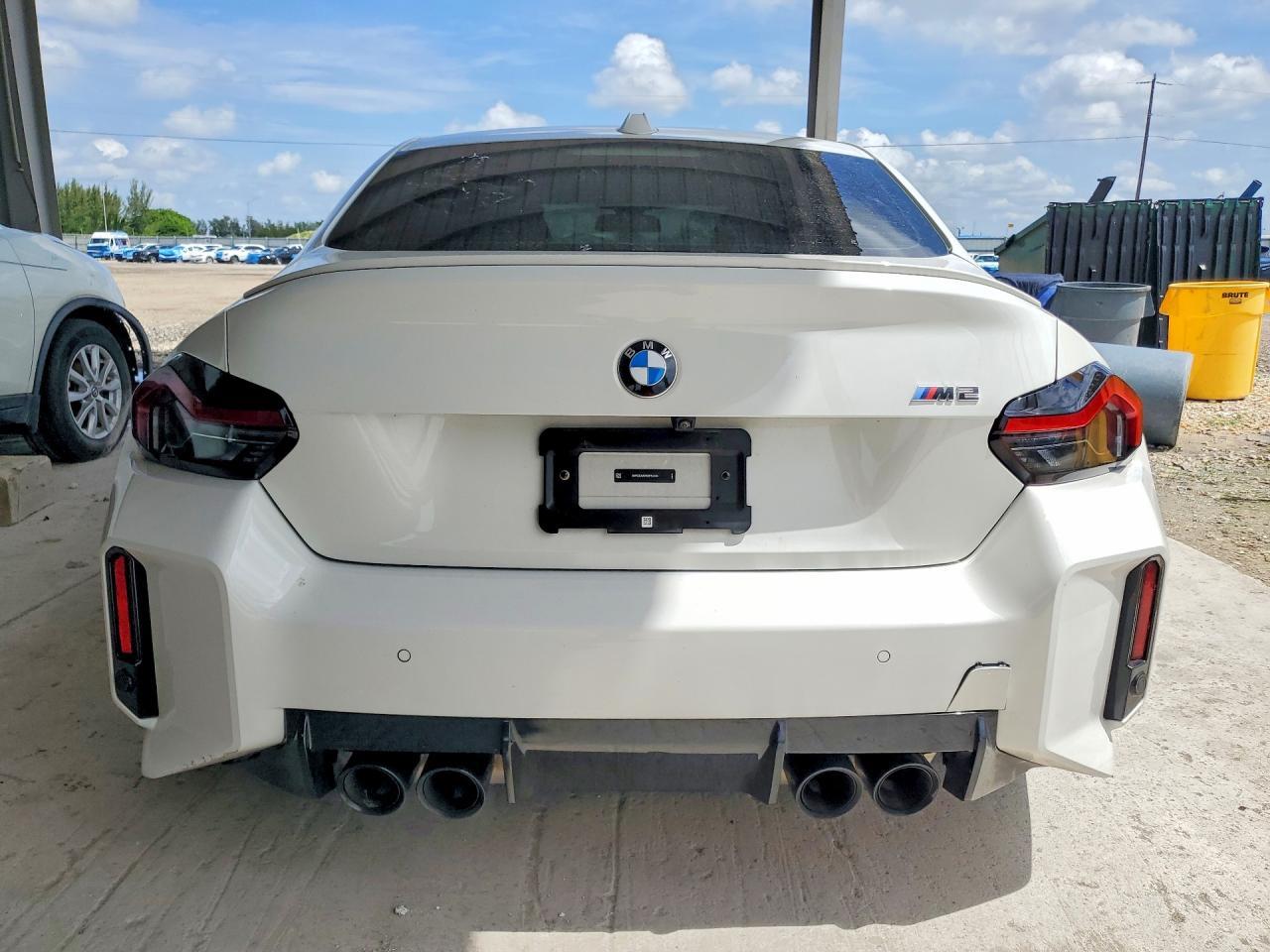 2025 BMW M2 - zdjęcie 6