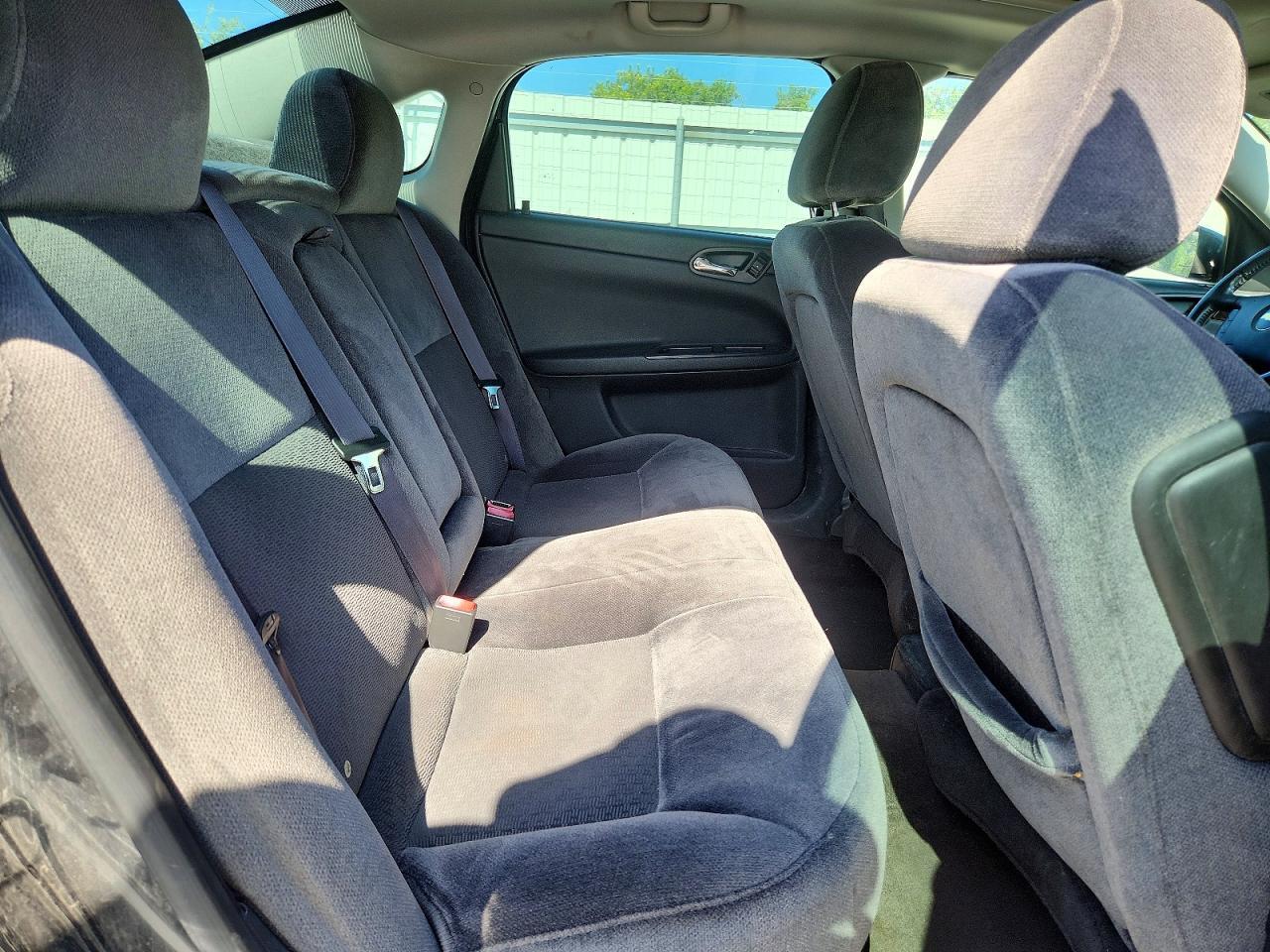 2014 Chevrolet Impala Limited Lt - zdjęcie 10