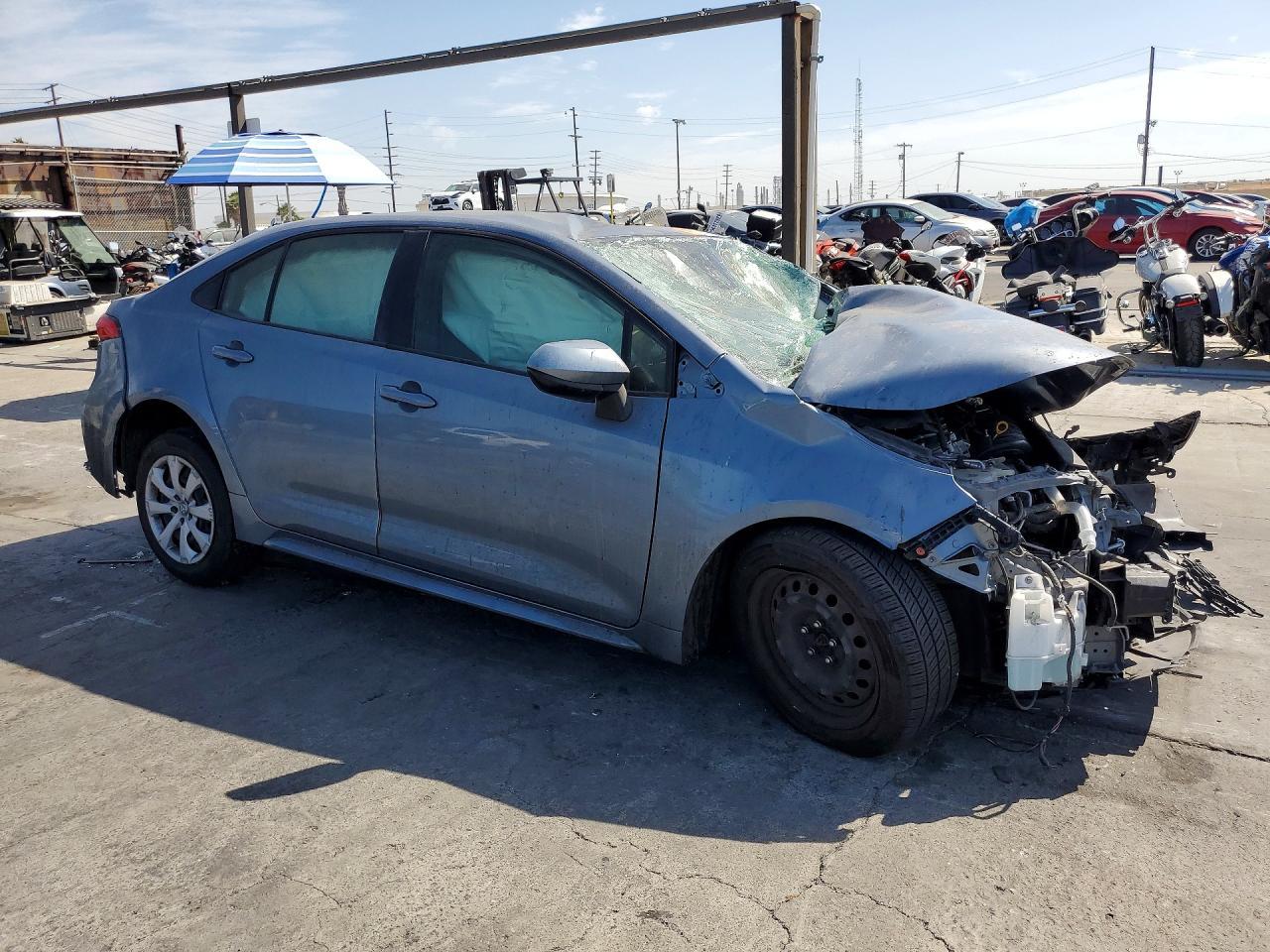2022 Toyota Corolla Le - zdjęcie 5