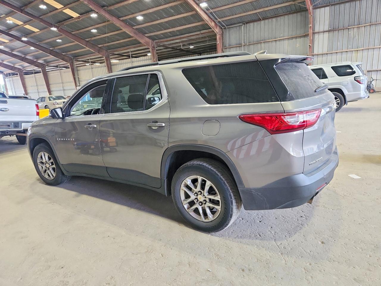 2019 Chevrolet Traverse Lt - zdjęcie 2