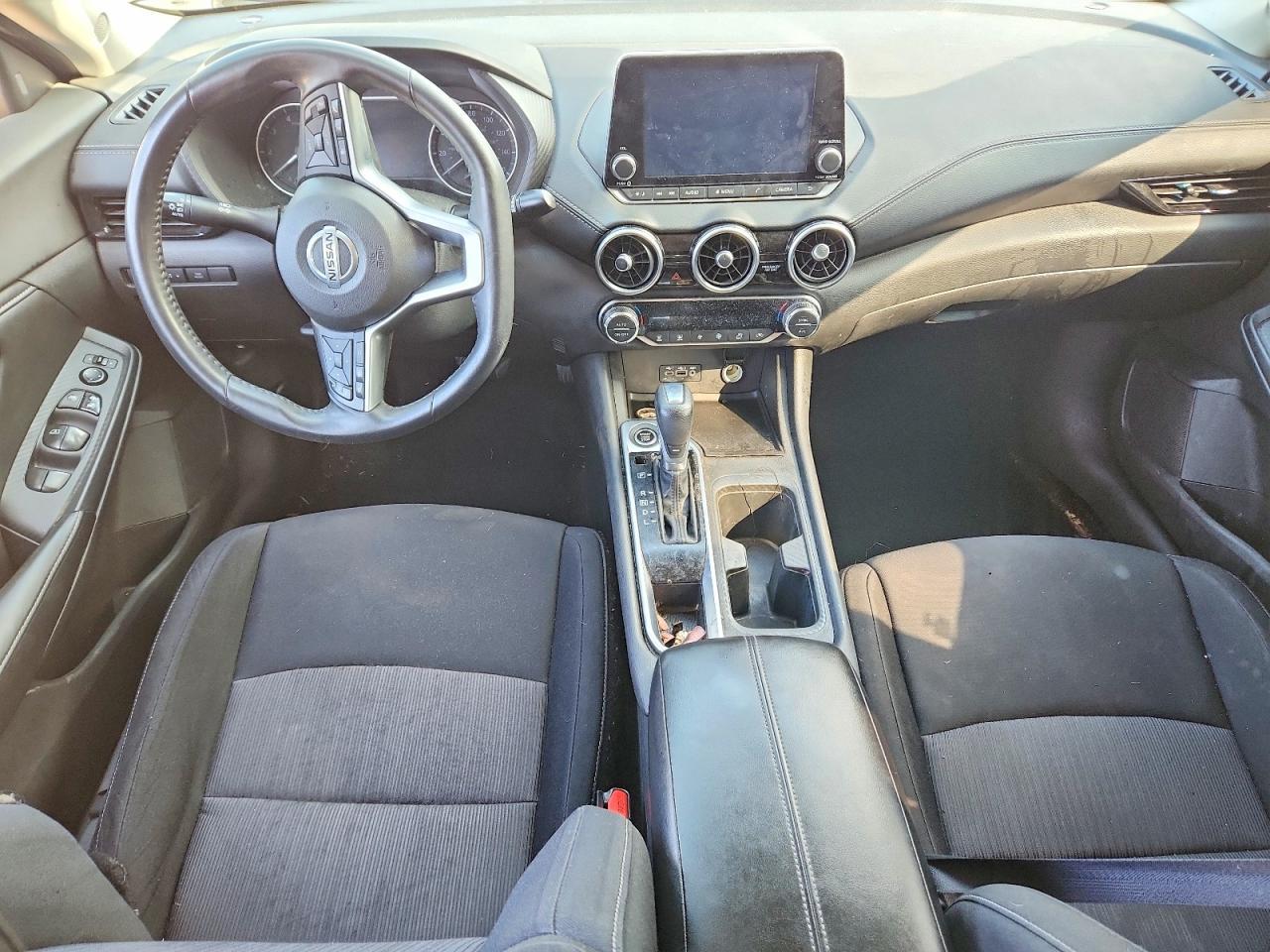 2021 Nissan Sentra Sv - zdjęcie 8