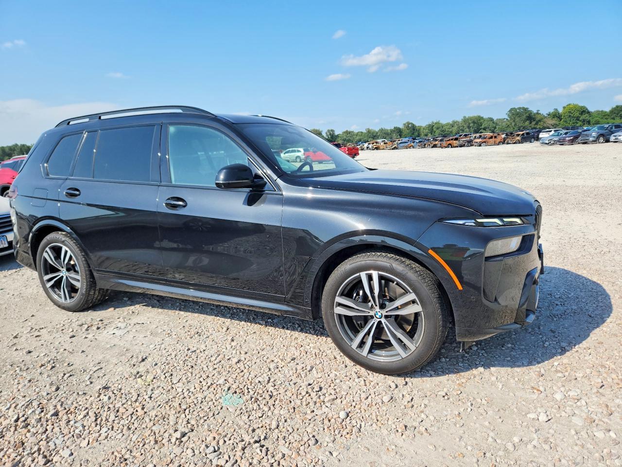 2024 BMW X7 xDrive40I - zdjęcie 4
