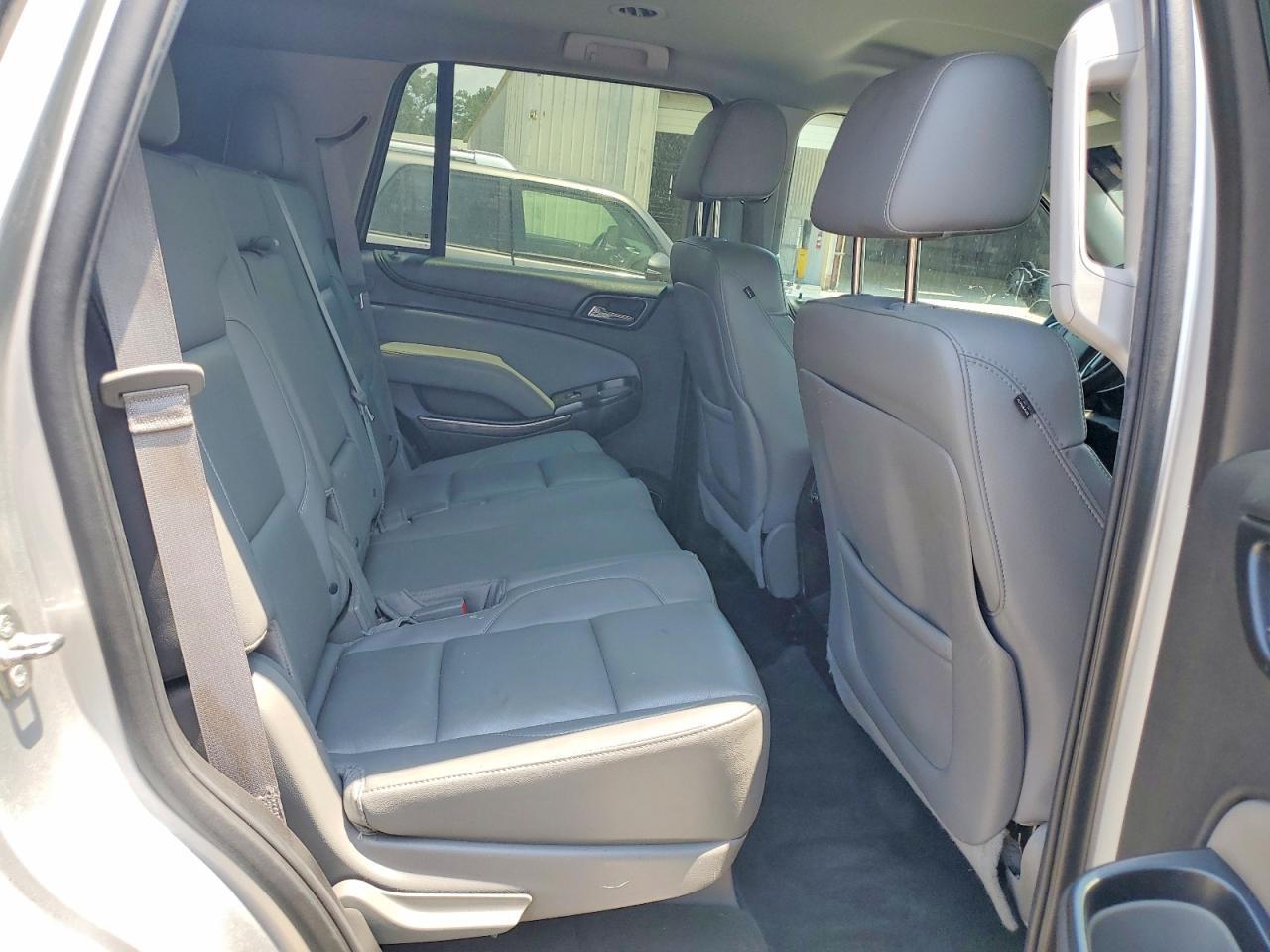 2015 Chevrolet Tahoe C1500 Lt - zdjęcie 11