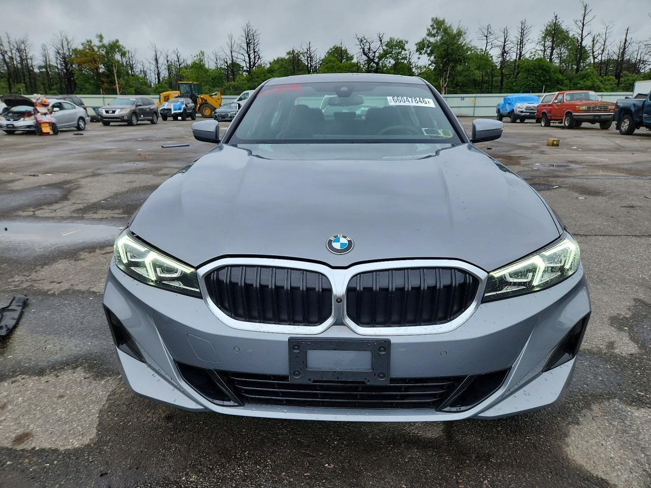 2026 BMW 330Xi - zdjęcie 5