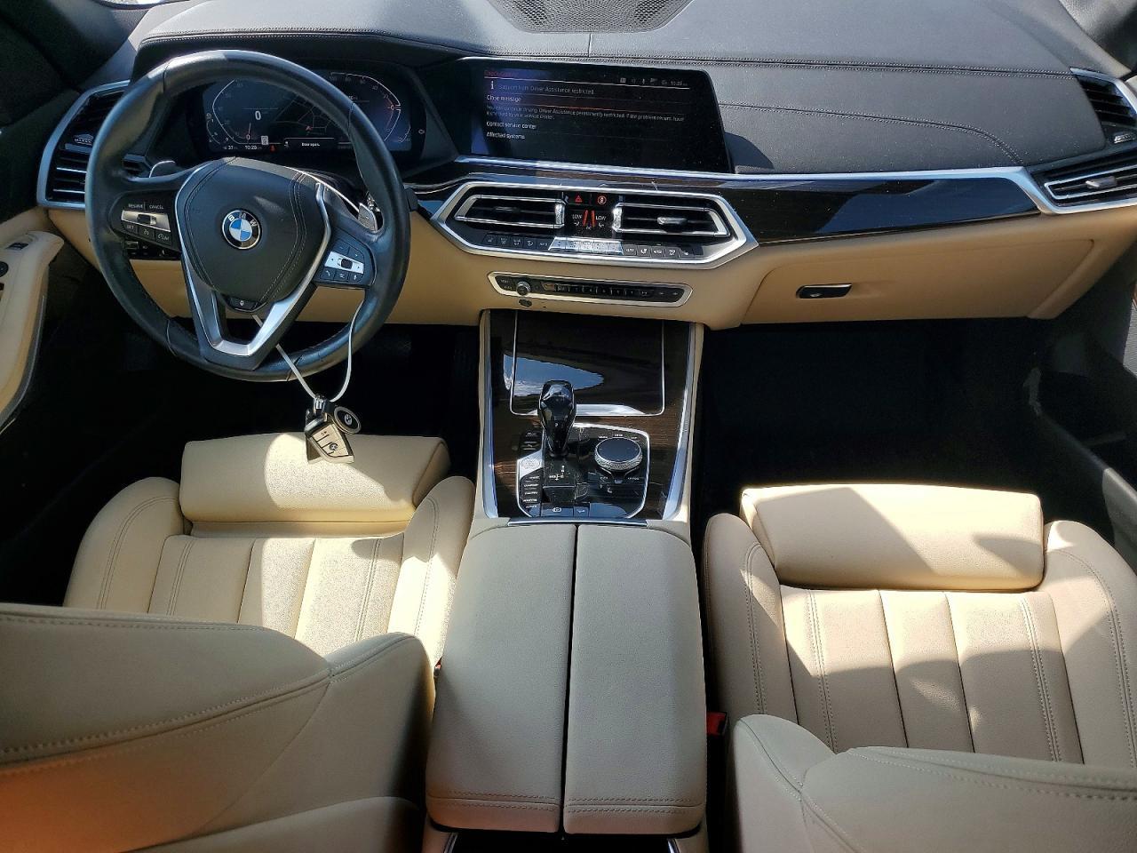 2021 BMW X5 xDrive40I - zdjęcie 8