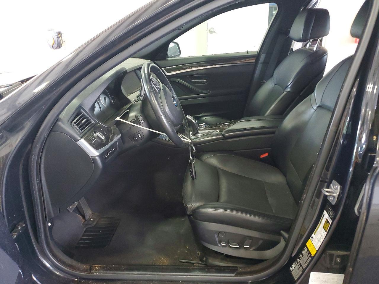 2013 BMW Seria 5 550i - zdjęcie 7