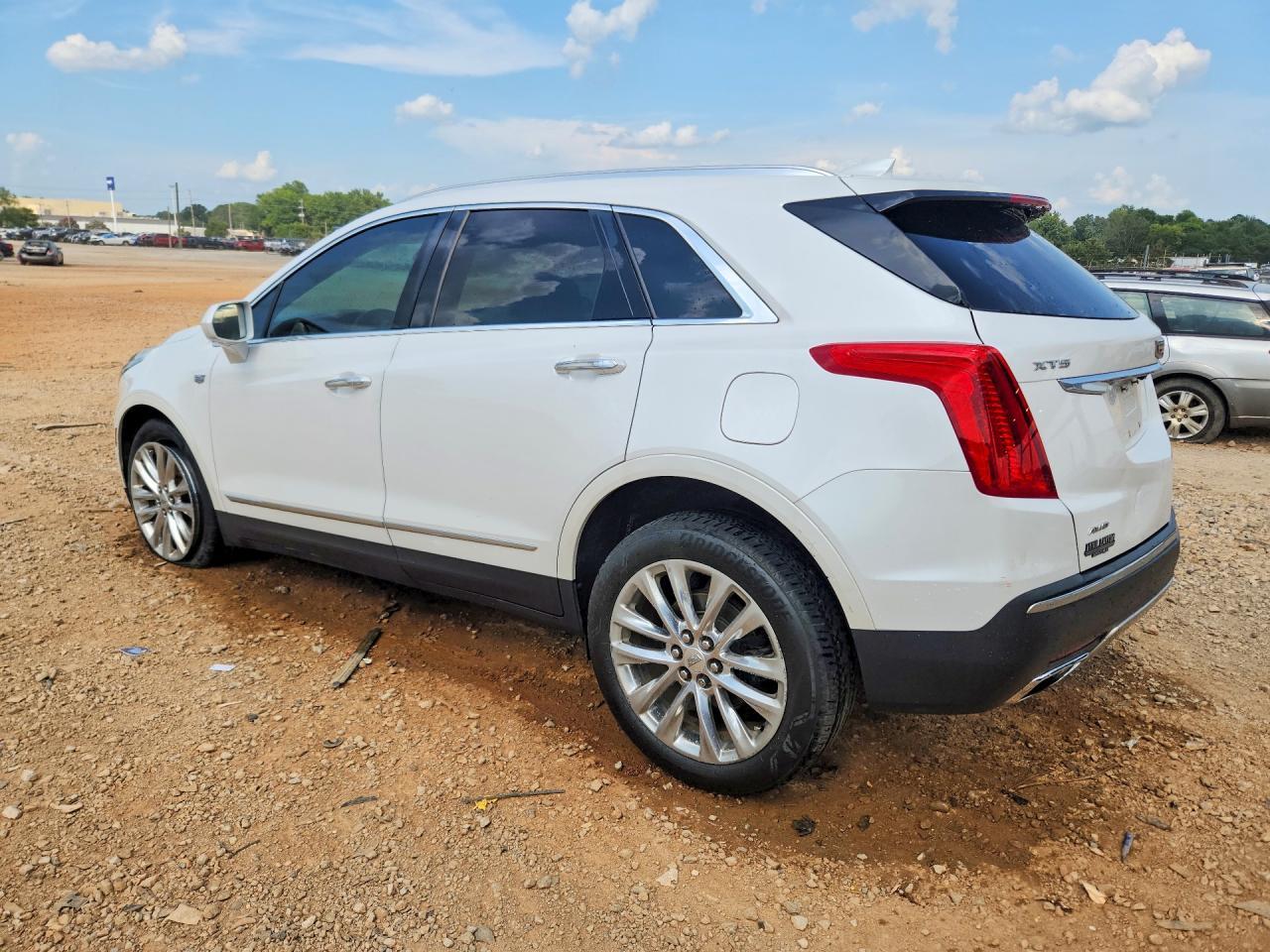 2017 Cadillac Xt5 Platinum - zdjęcie 2