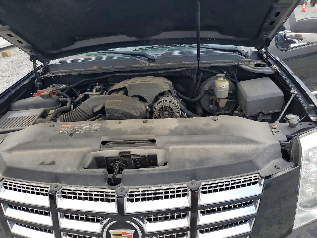 2013 Cadillac Escalade Luxury - zdjęcie 12