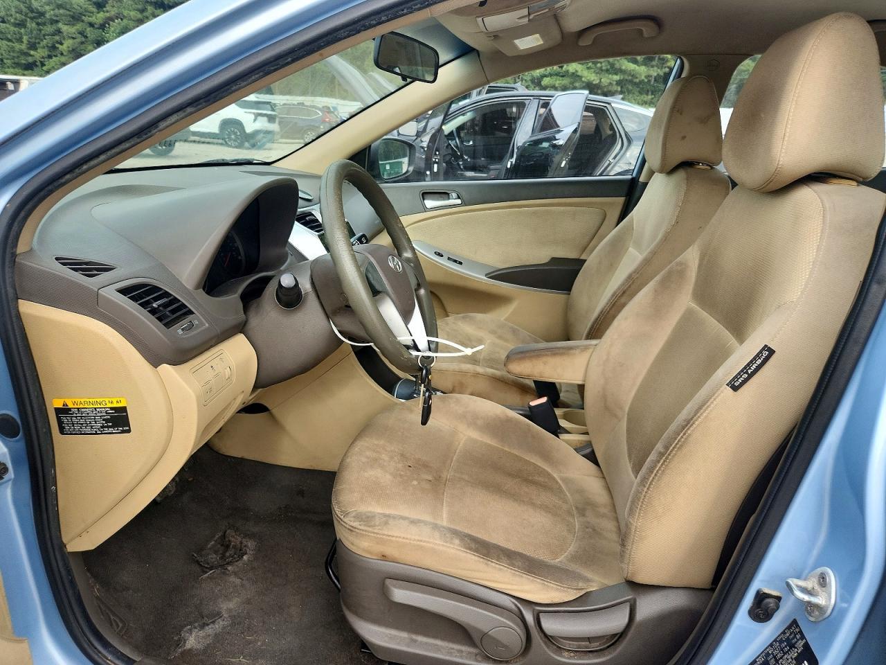 2013 Hyundai Accent Gls - zdjęcie 7