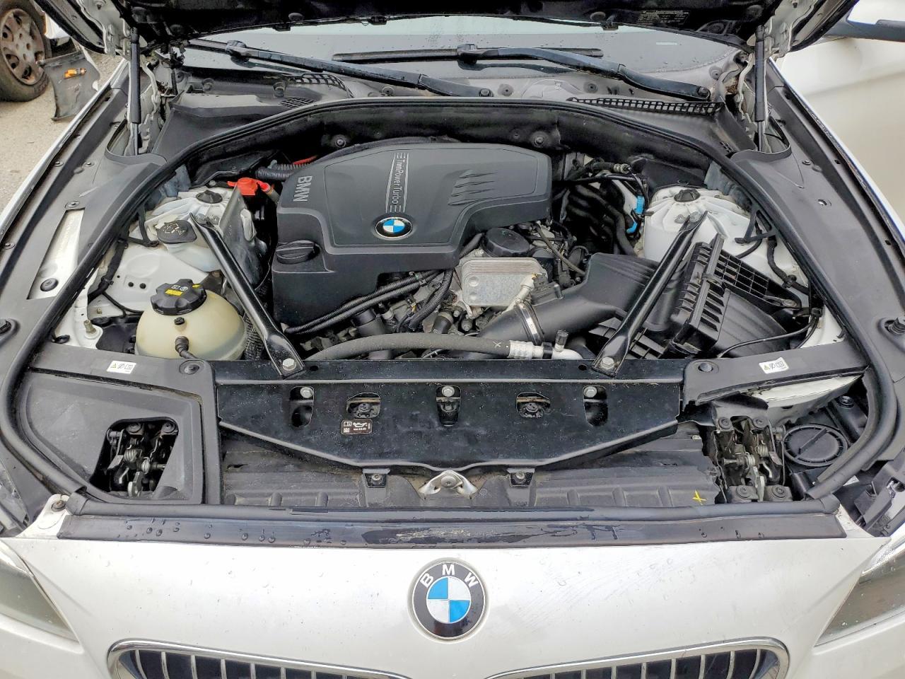 2016 BMW 528 I - zdjęcie 11