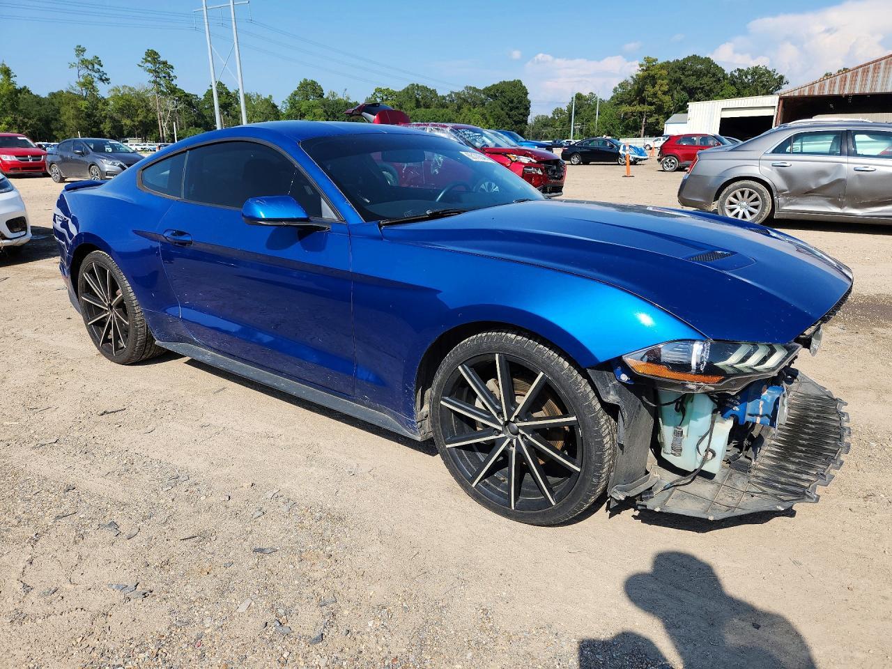 2018 Ford Mustang - zdjęcie 4