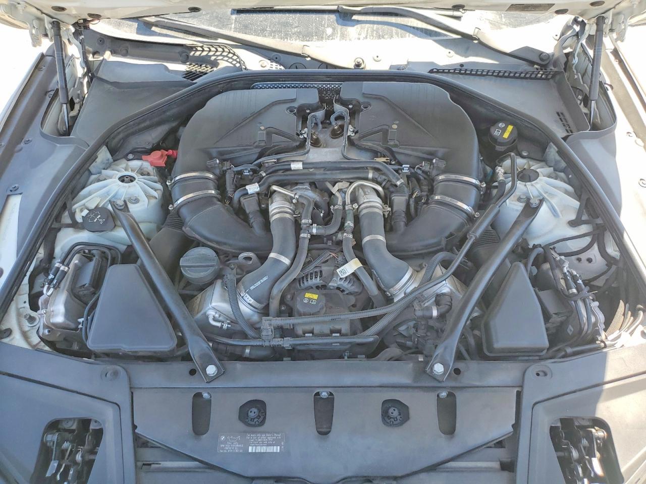 2015 BMW 550 I - zdjęcie 11
