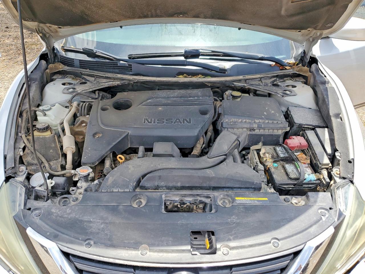2017 Nissan Altima 2.5 Sr - zdjęcie 11