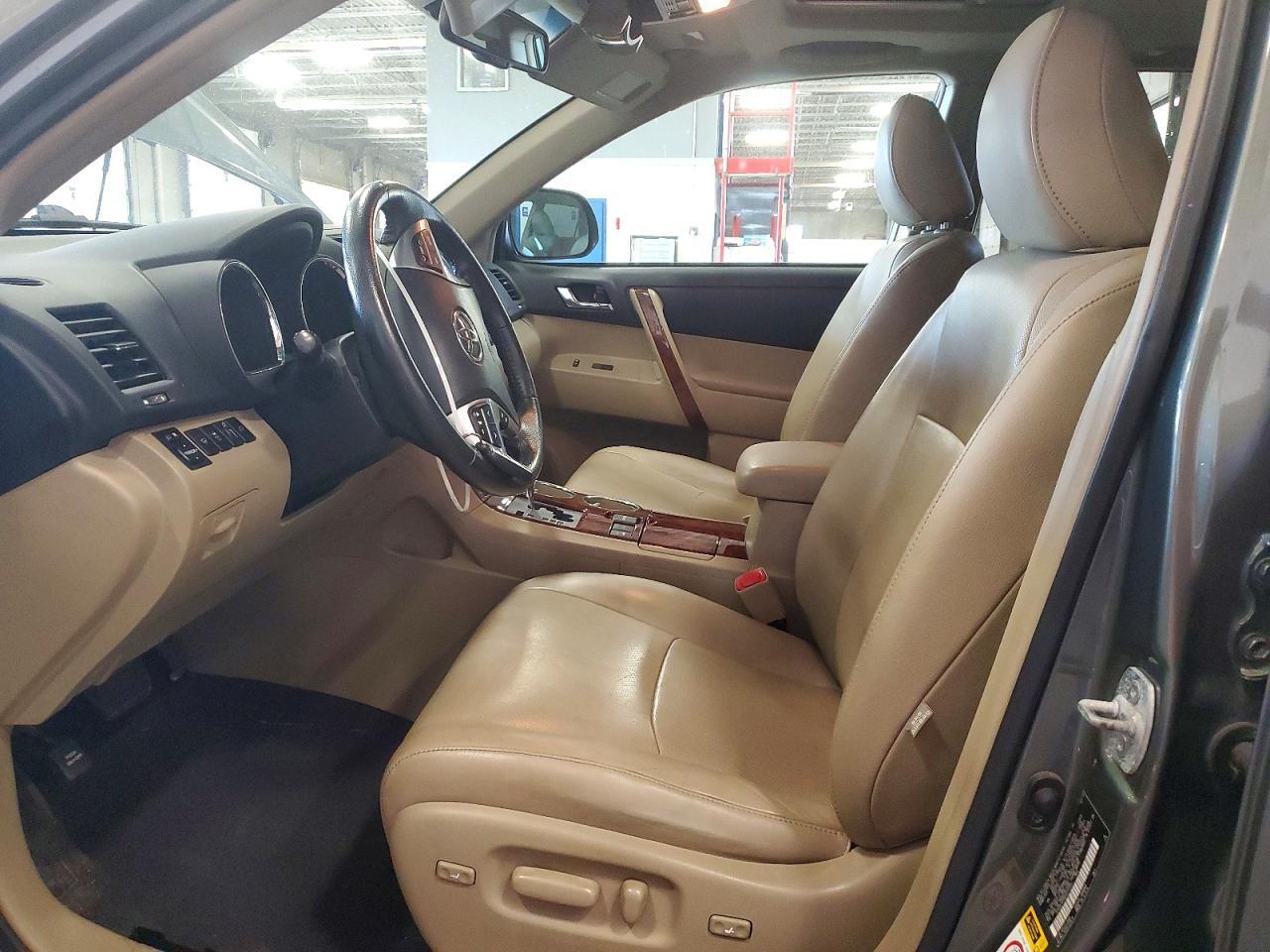 2013 Toyota Highlander Limited - zdjęcie 13