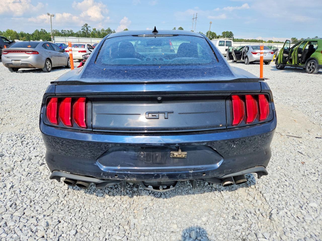 2021 Ford Mustang Gt - zdjęcie 6