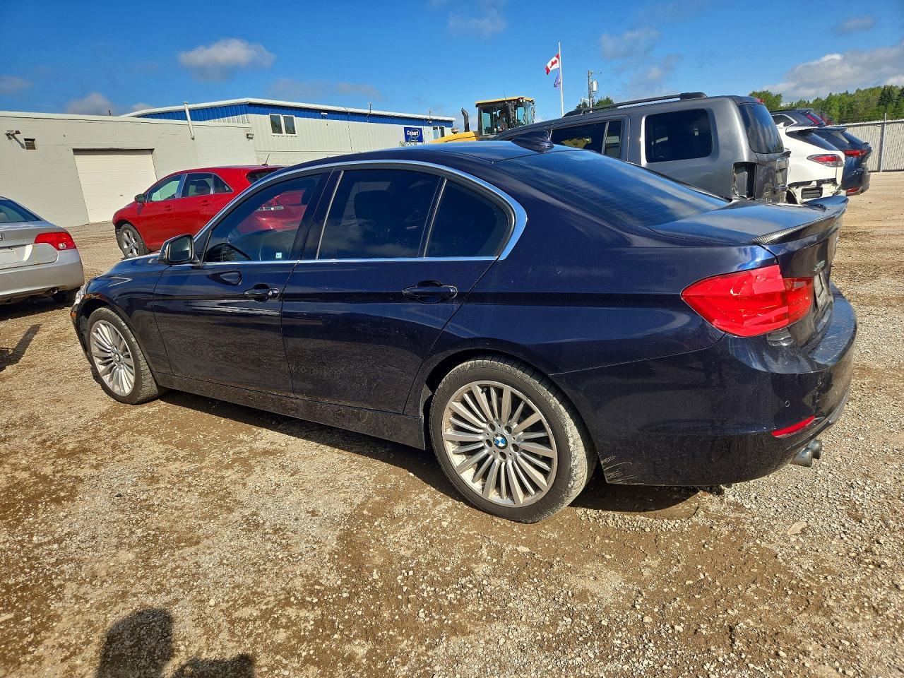 2013 BMW Seria 3 328i - zdjęcie 2