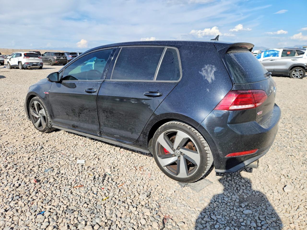 2020 Volkswagen Gti S - zdjęcie 2