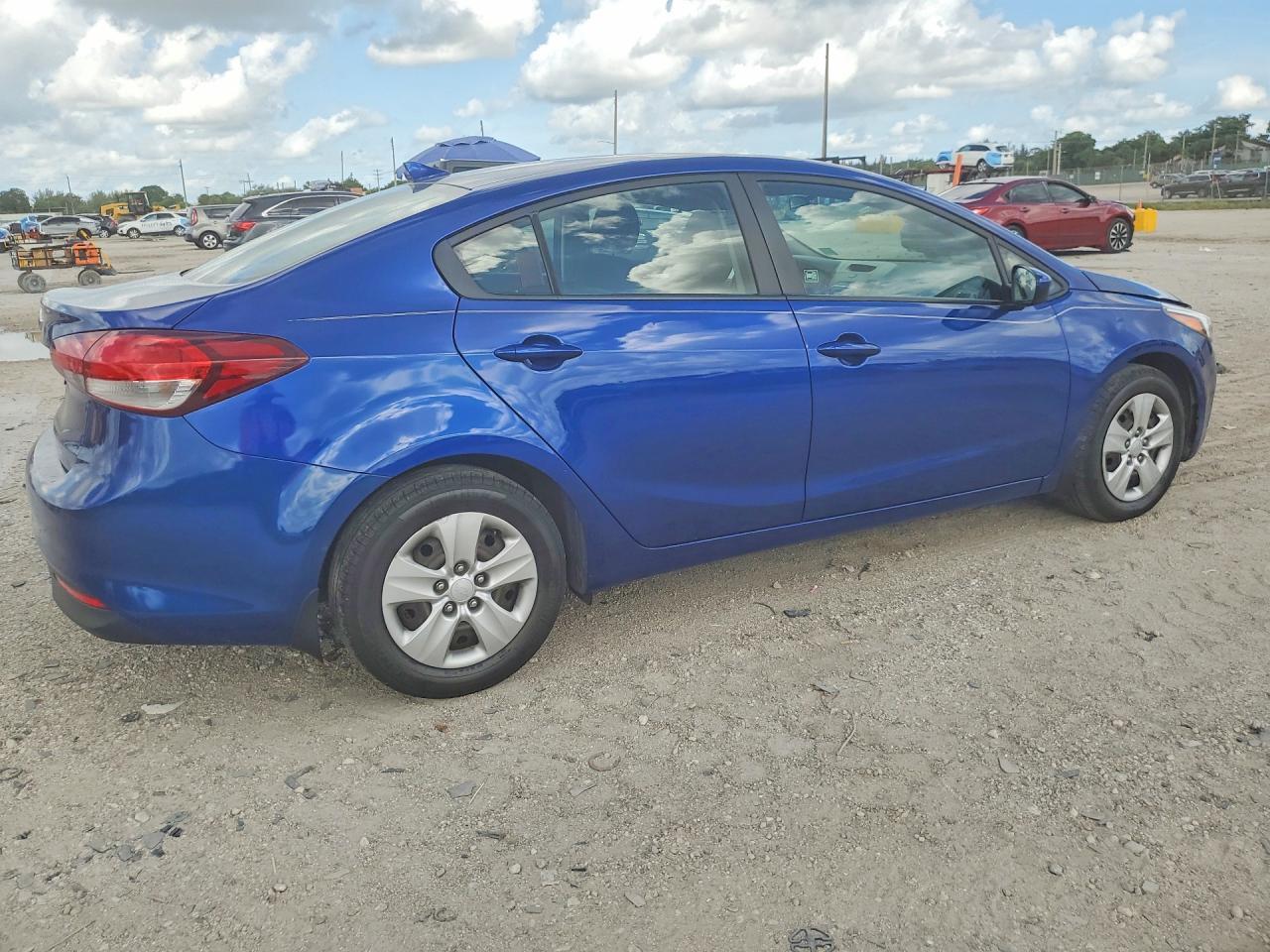 2017 Kia Forte Lx - zdjęcie 3