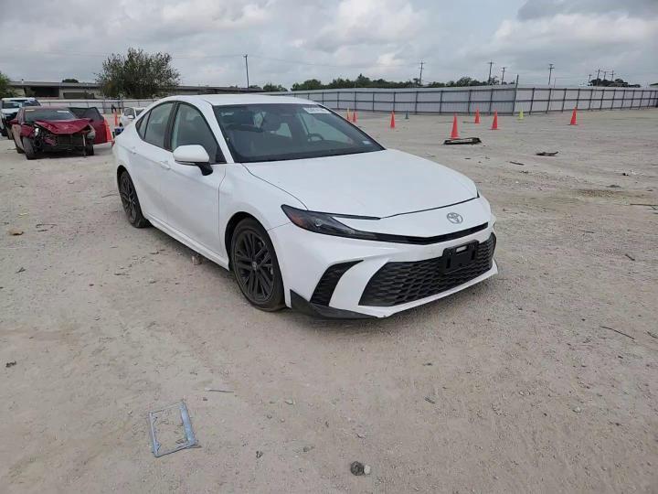 2026 Toyota Camry Se - zdjęcie 13