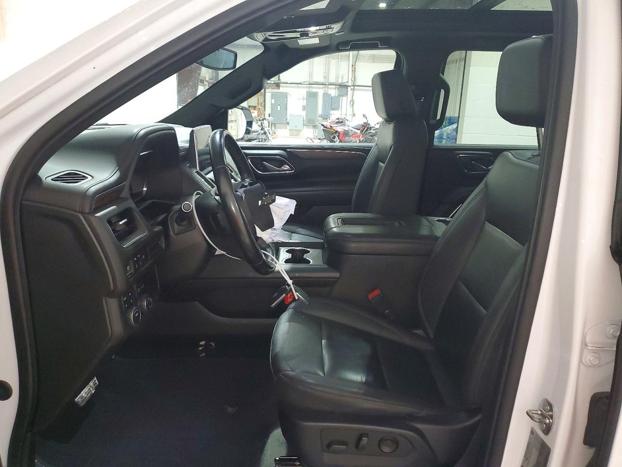 2023 Chevrolet Suburban K1500 Z71 - zdjęcie 7