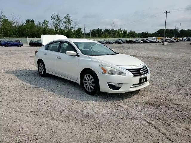 2015 Nissan Altima 2.5 S - zdjęcie 14