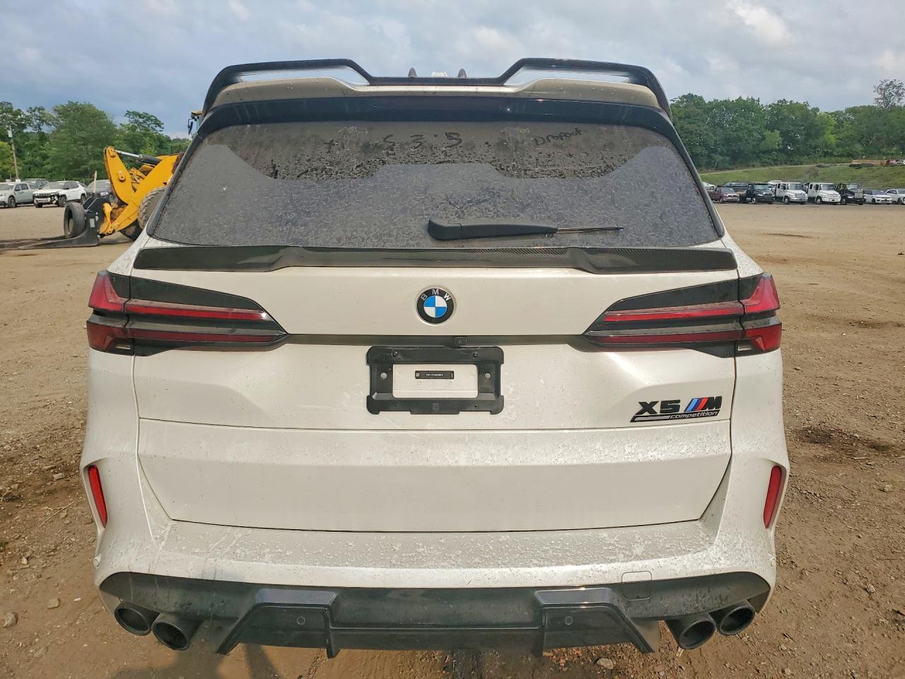 2024 BMW X5 M Competition - zdjęcie 6