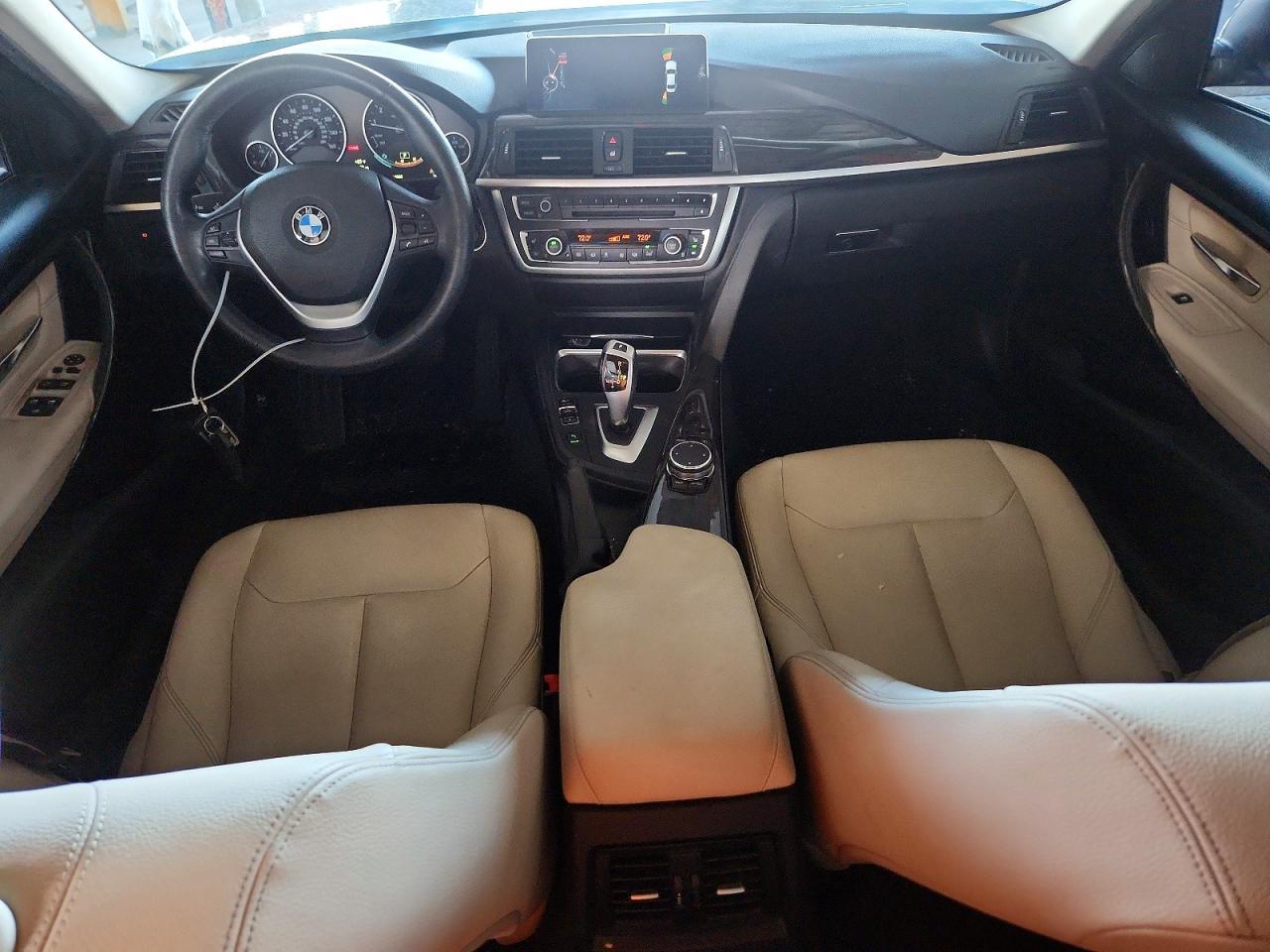 2015 BMW Seria 3 328i - zdjęcie 8