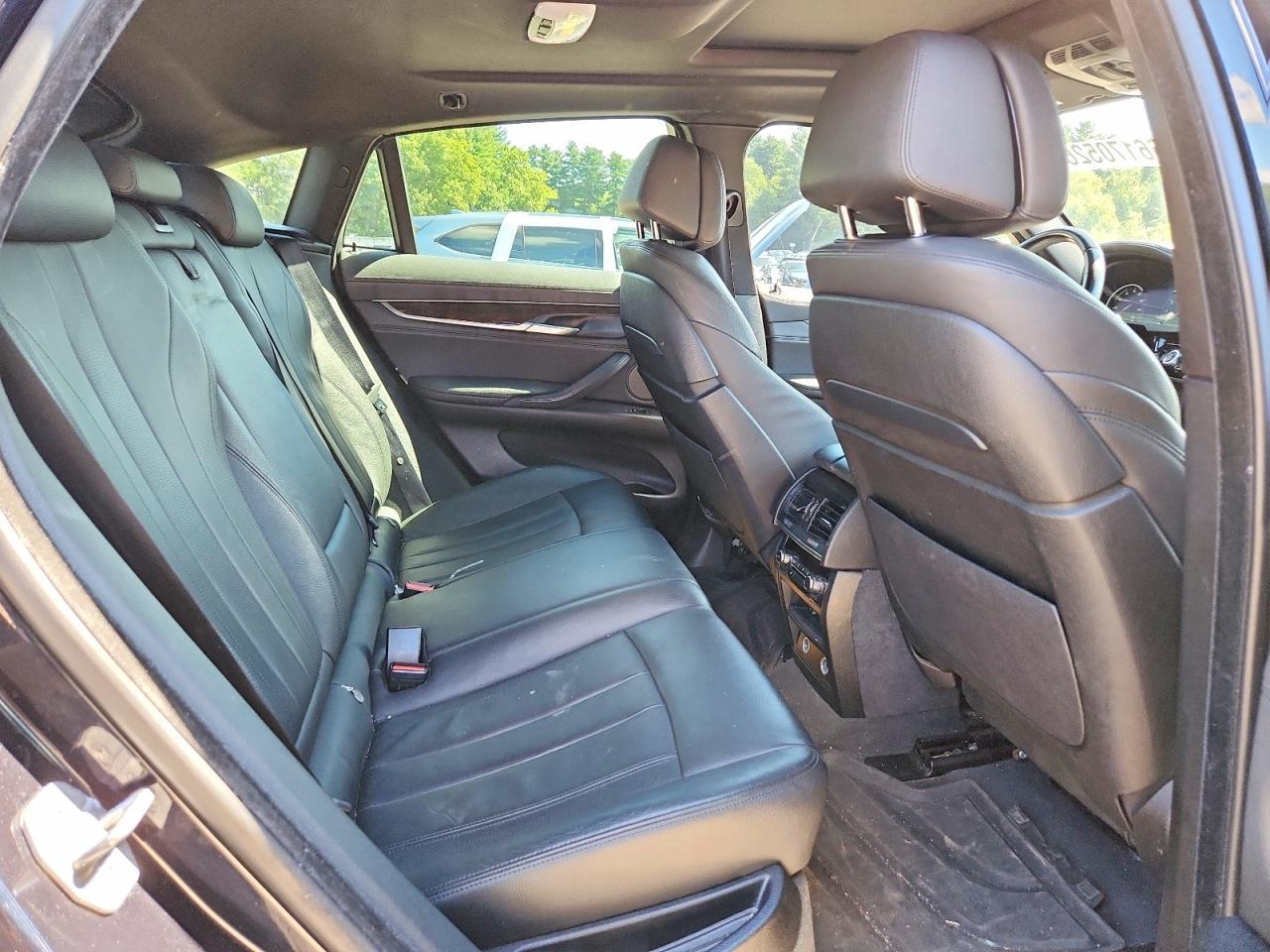 2016 BMW X6 xDrive35I - zdjęcie 11
