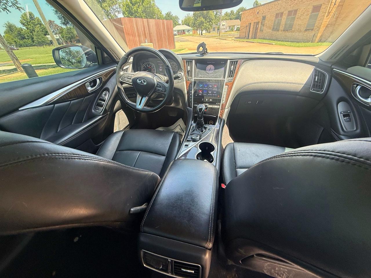 2018 Infiniti Q50 3.0T Luxe - zdjęcie 9