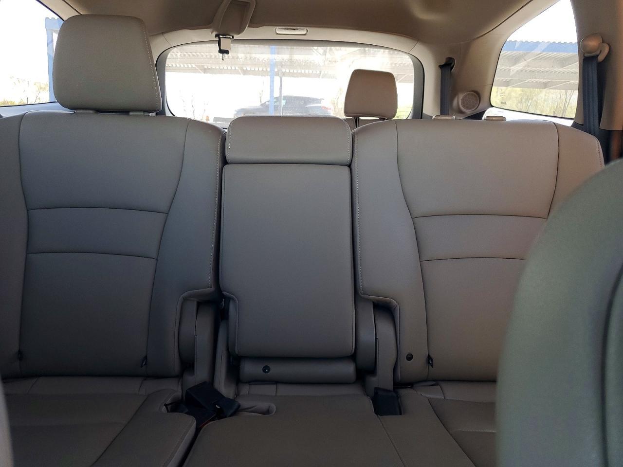 2019 Honda Pilot Touring - zdjęcie 10