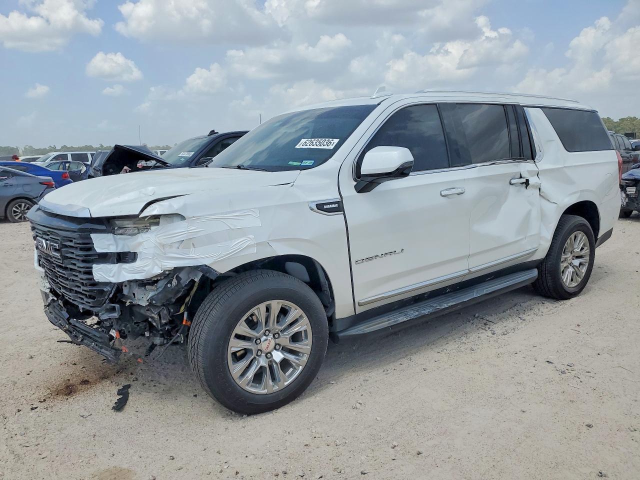 2023 GMC Yukon Xl Denali - zdjęcie główne