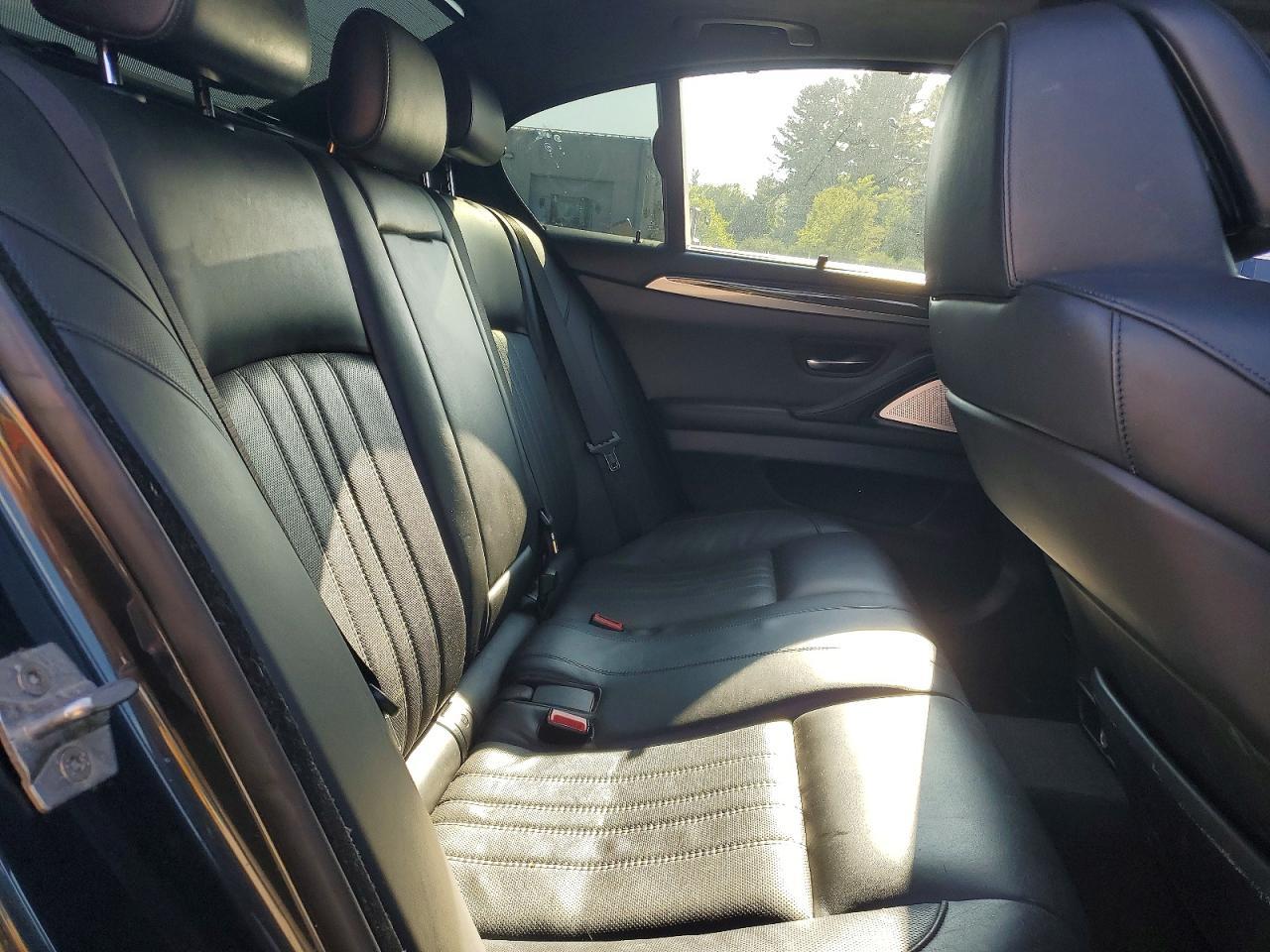 2013 BMW M5 - zdjęcie 10