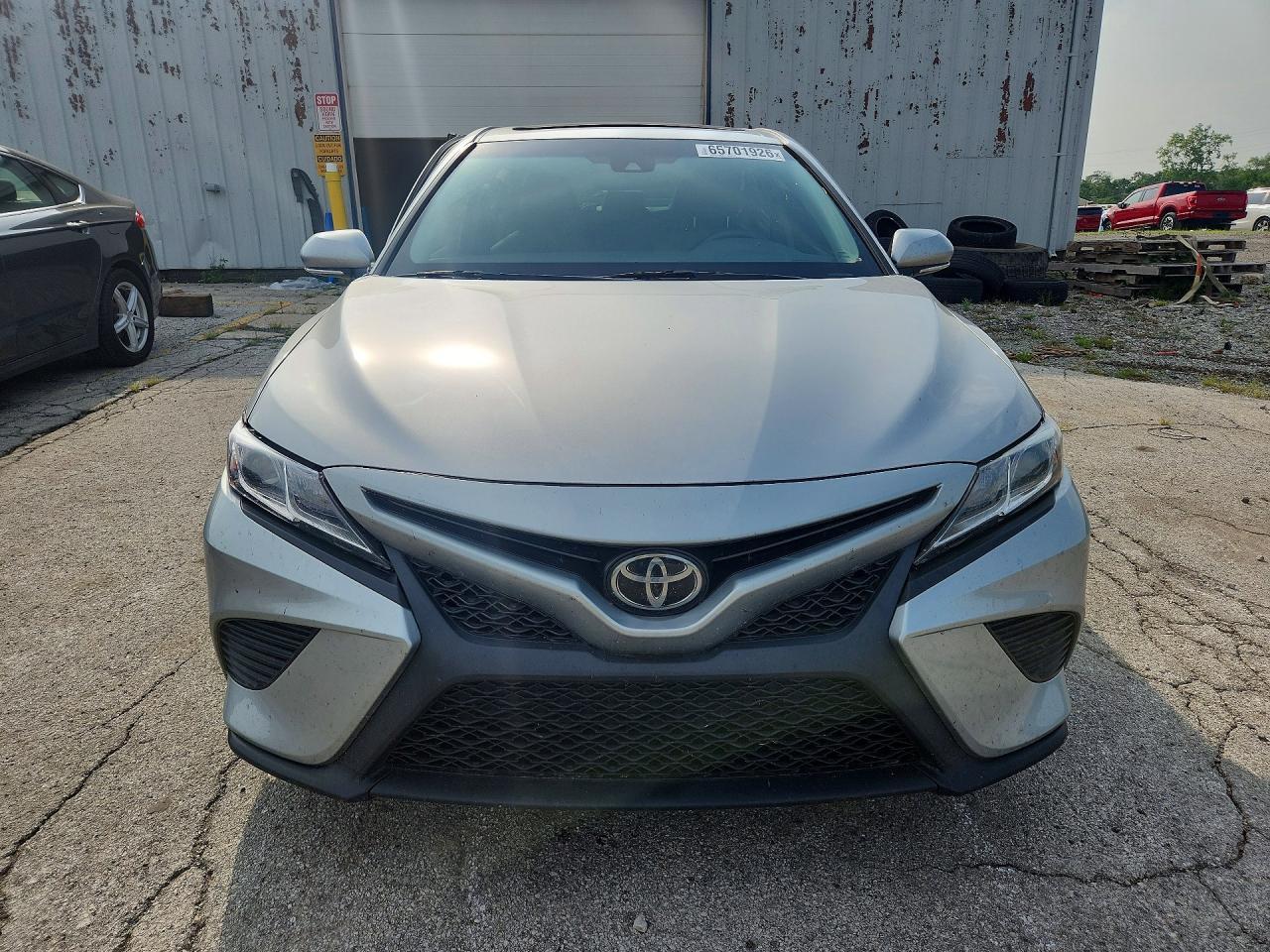 2018 Toyota Camry Se - zdjęcie 5