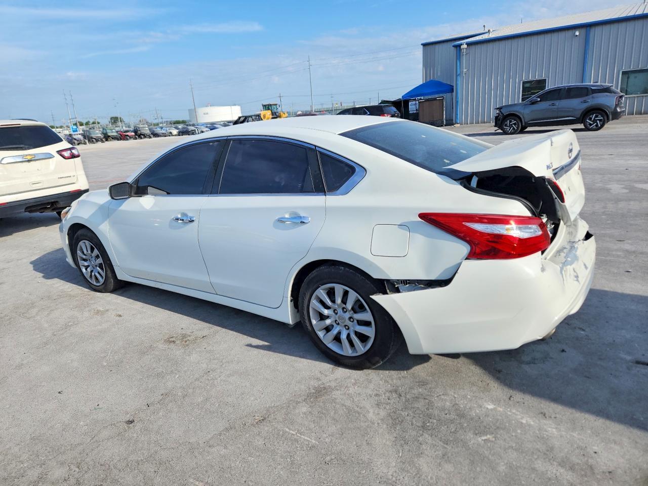 2016 Nissan Altima 2.5 S - zdjęcie 2