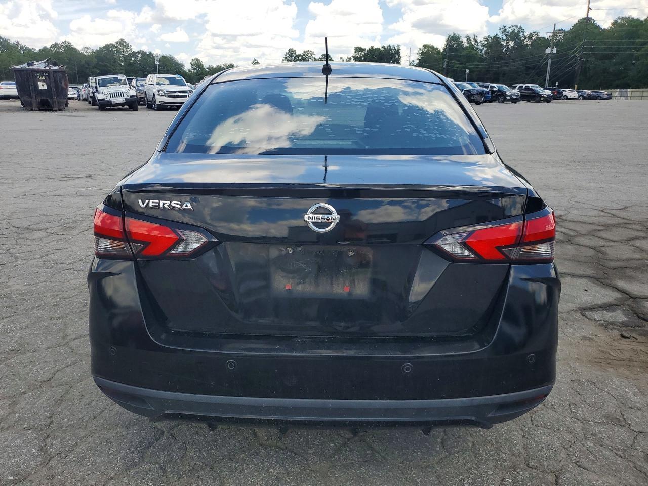2021 Nissan Versa S - zdjęcie 6