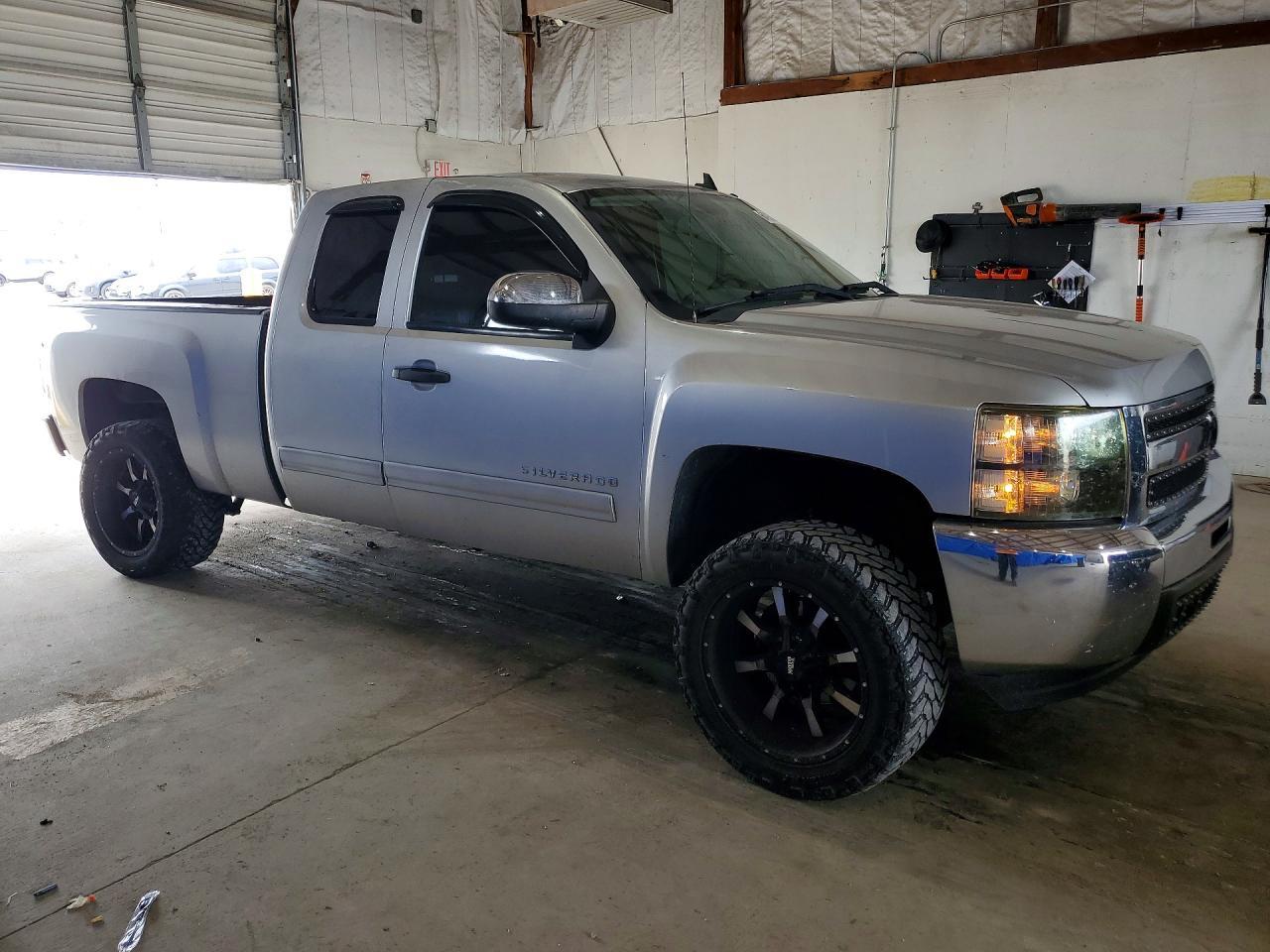 2013 Chevrolet Silverado K1500 Ls - zdjęcie 4