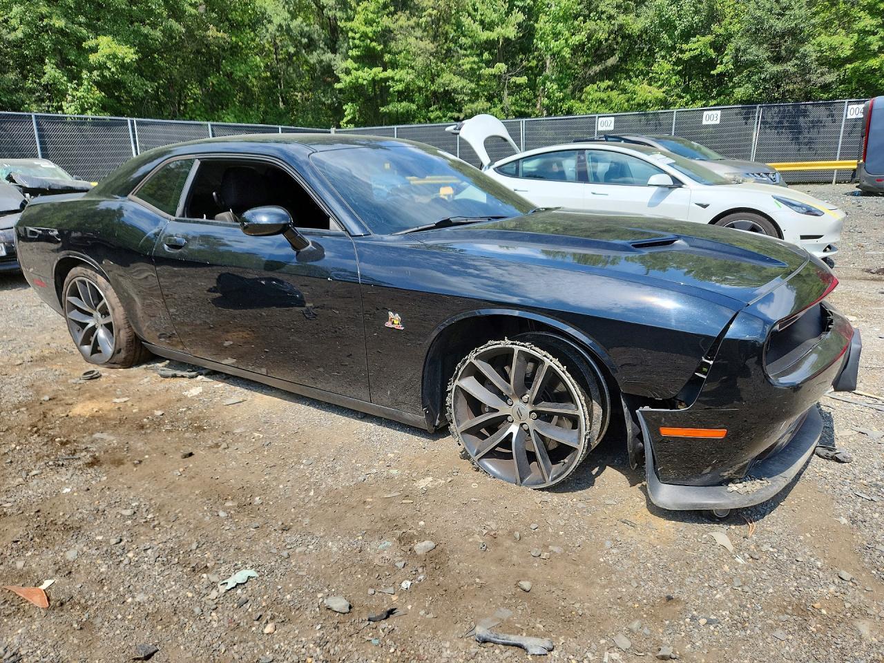 2017 Dodge Challenger R/T 392 - zdjęcie 4