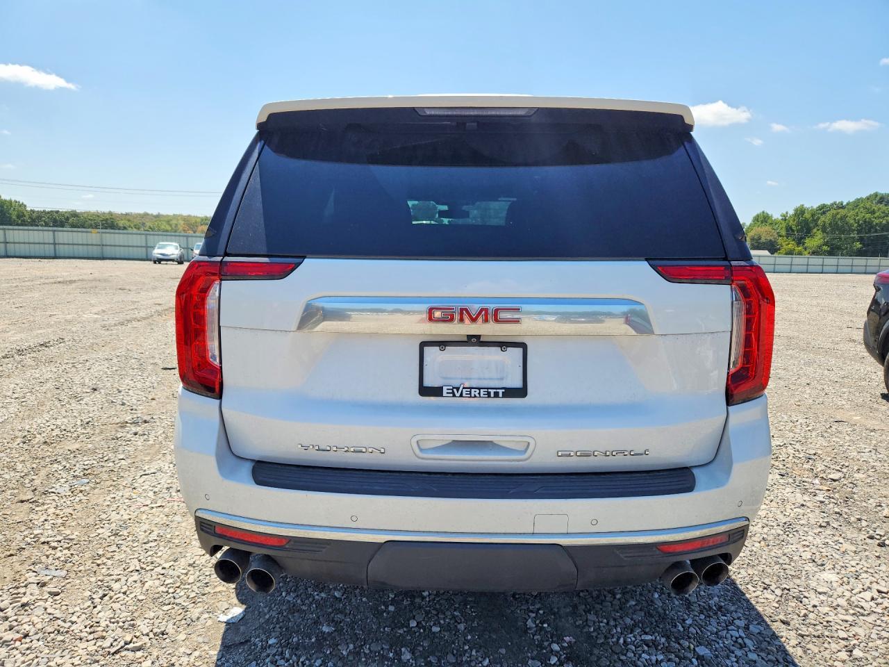 2022 GMC Yukon Denali - zdjęcie 6