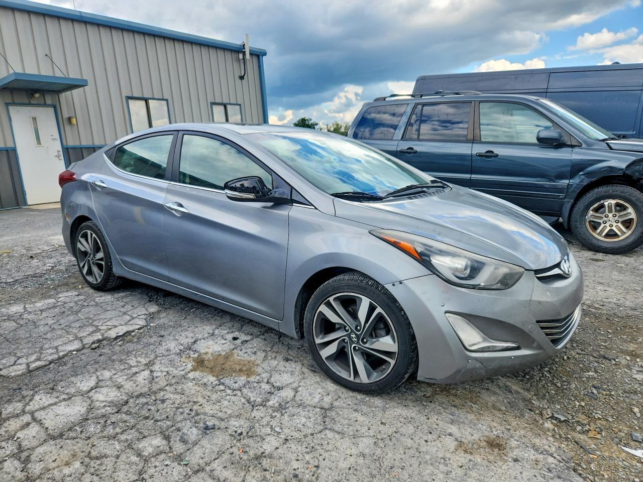 2015 Hyundai Elantra Limited - zdjęcie 4