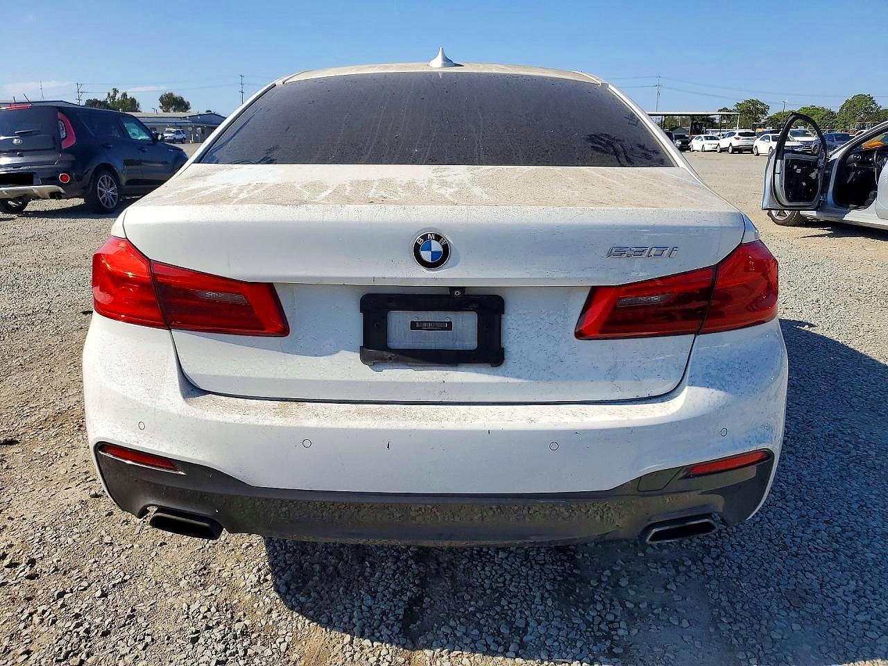 2019 BMW 530 I - zdjęcie 6
