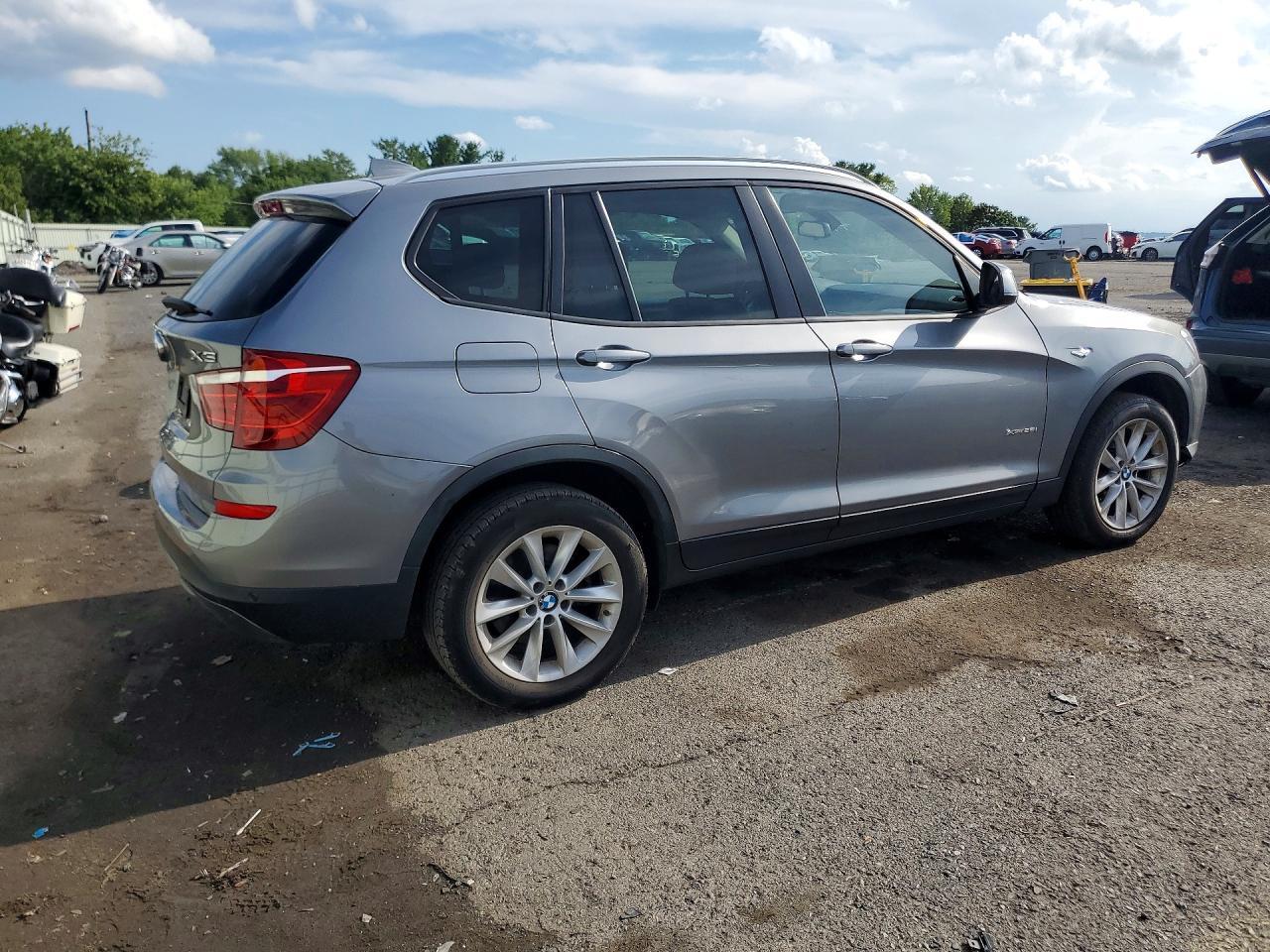 2017 BMW X3 xDrive28I - zdjęcie 3