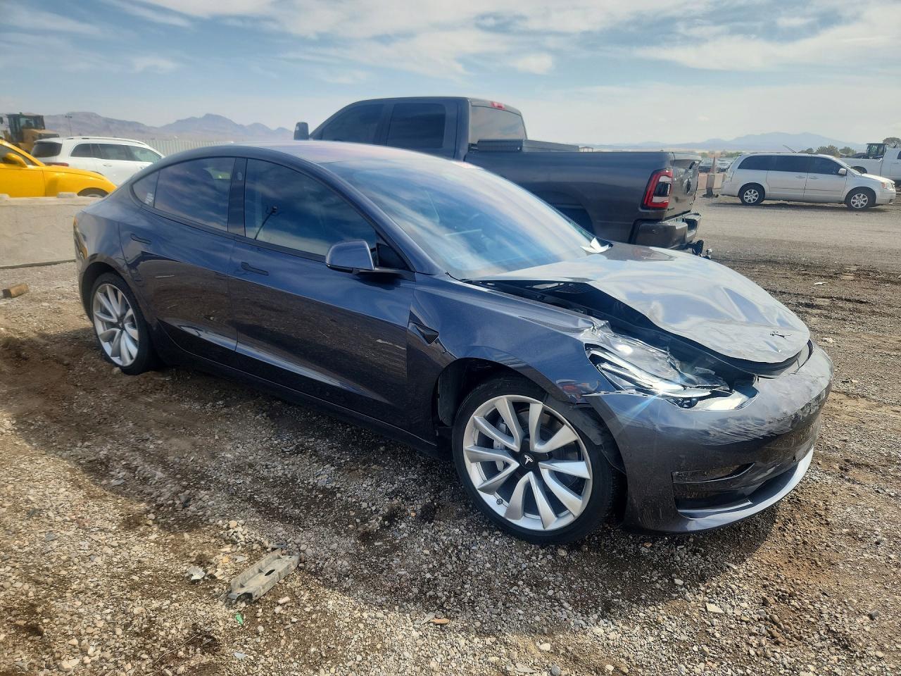 2018 Tesla Model 3 - zdjęcie 4