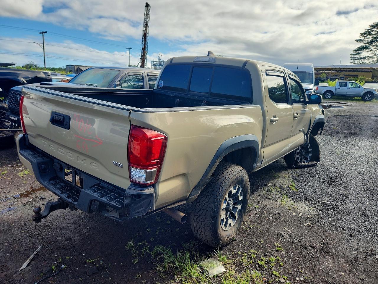 2016 Toyota Tacoma Sr V6 - zdjęcie 3