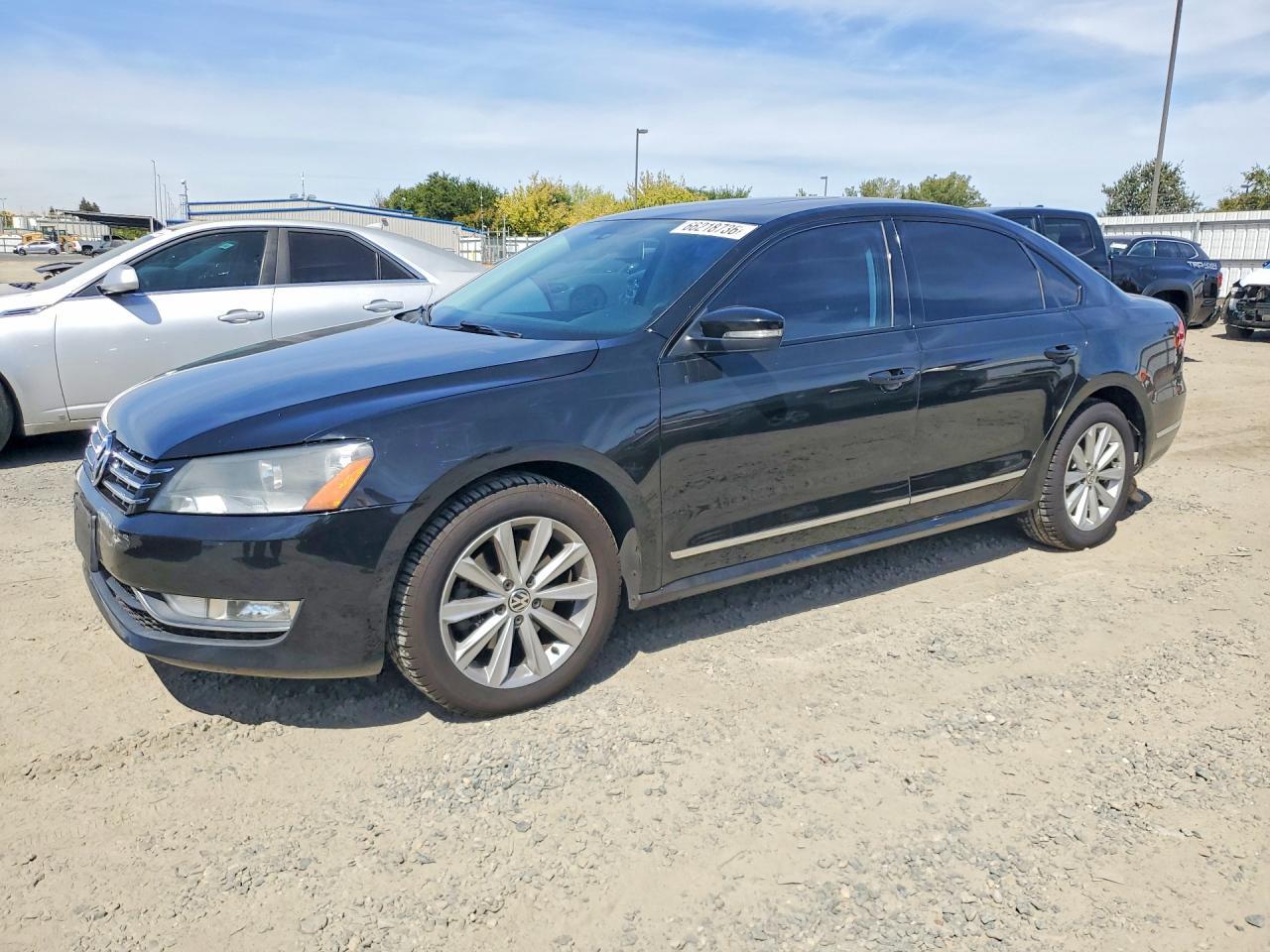 2013 Volkswagen Passat Sel - zdjęcie główne