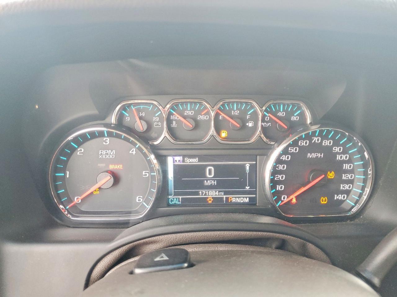 2015 Chevrolet Suburban C1500 Lt - zdjęcie 9